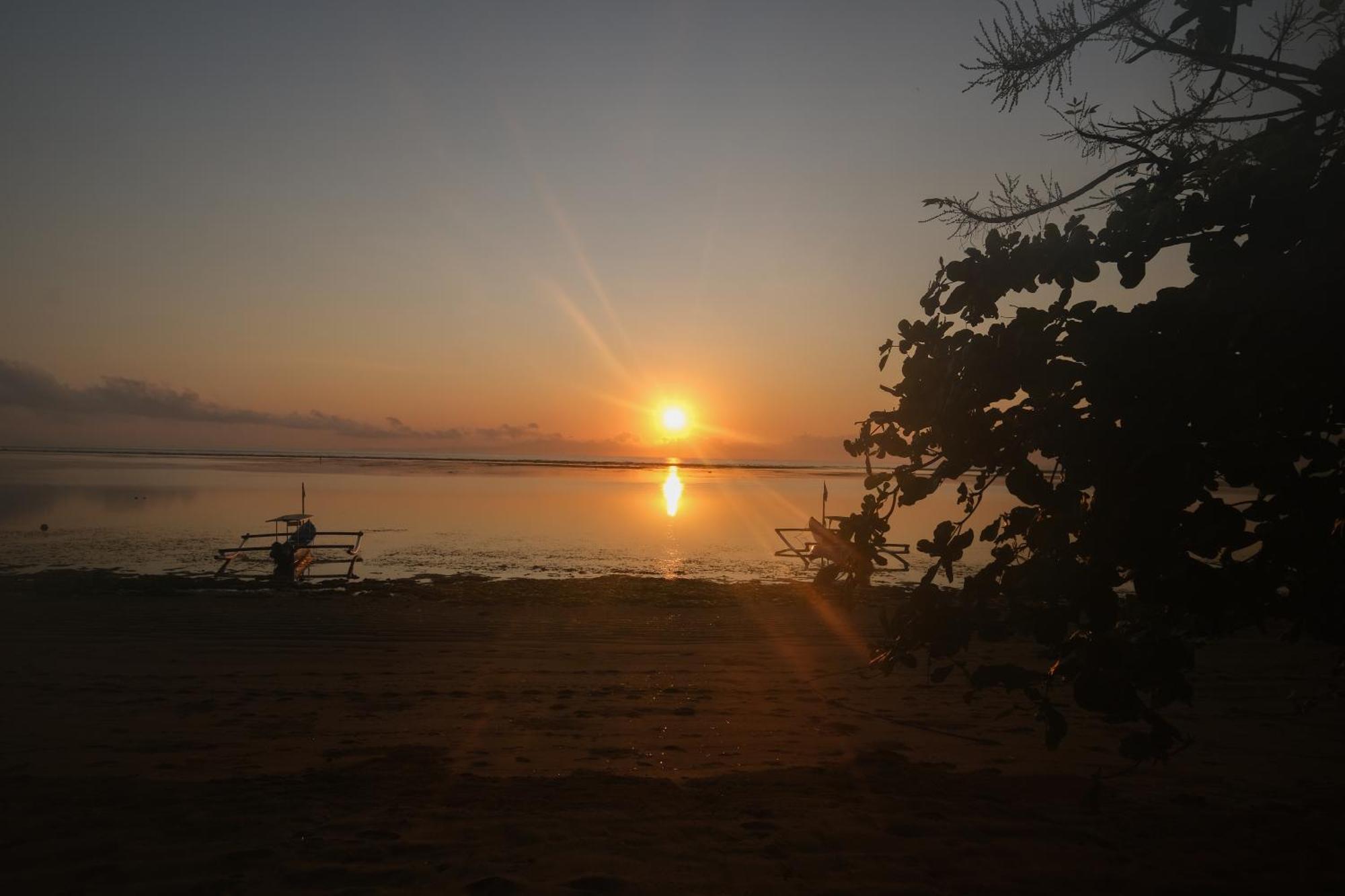 Peneeda View Beach Hotel Санур Екстер'єр фото